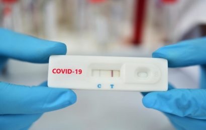 Covid-19 | Υποχρέωση εβδομαδιαίου rapid test για ανεμβολίαστους